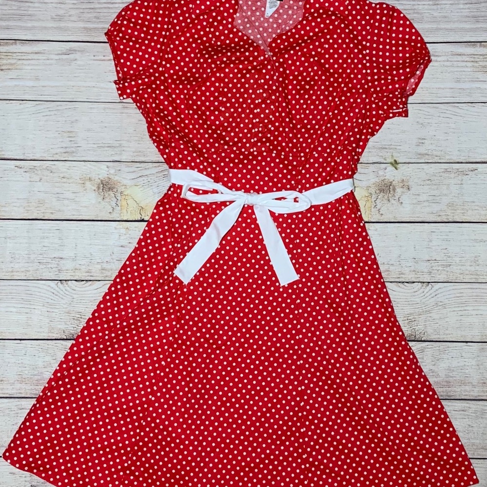 Petalo Red & White Dress with belt